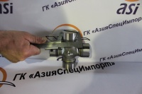 Крестовина карданного вала (L-127 мм,D-48 мм) LW500F 